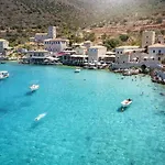 Dioni Ena * Pirgos (Mani)