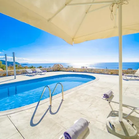 Villa Dioni Ena Pírgos