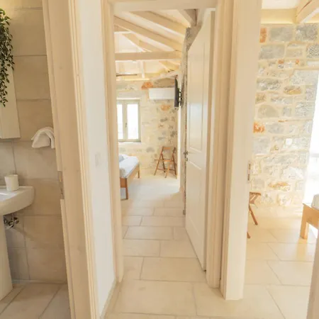 Villa Dioni Ena Pírgos