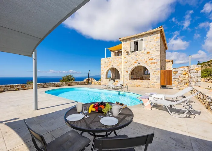 Dioni Ena Villa